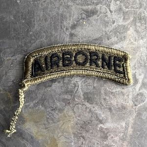 AIRBORNE fully embroidered arch patch, vintage